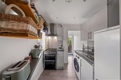 182 Washington Road, Worcester Park, KT4 8JJ
