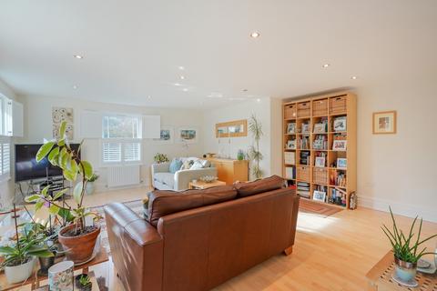 2 bedroom apartment for sale, Newfield Place, Dore, S17 3ER