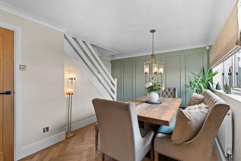 1 Fleet Hill Crescent, Barnsley, S71 1XJ