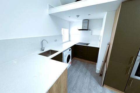 1 bedroom flat to rent, York Mews, Ilford IG1