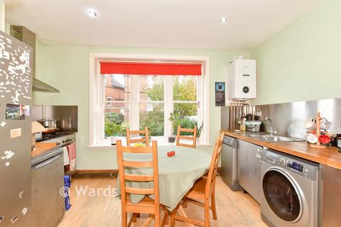 2 bedroom flat for sale, Foord Road, Folkestone, Kent