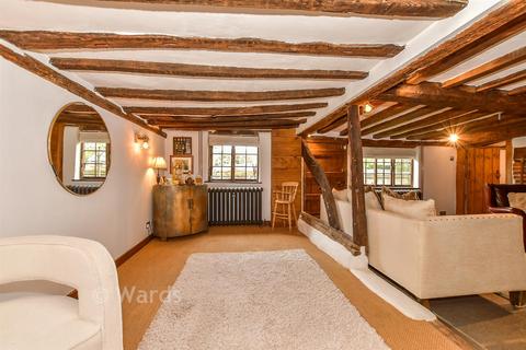 4 bedroom detached house for sale, Ashford Road, Ashford TN26