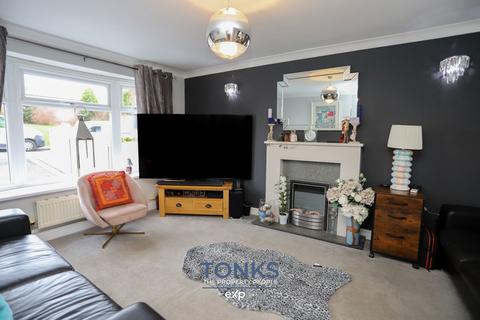 3 bedroom semi-detached house for sale, Moorfield Drive, Halesowen B63