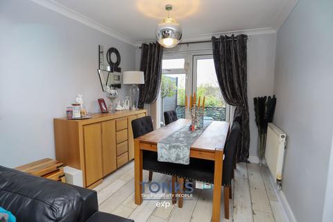3 bedroom semi-detached house for sale, Moorfield Drive, Halesowen B63