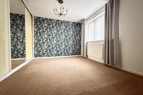 undefined, Cheslyn Close, Wigmore, Luton, Bedfordshire, LU2 8UA