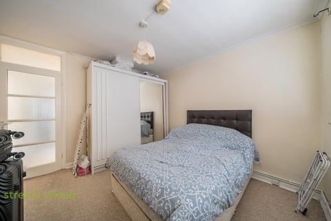 2 bedroom apartment for sale, Ashburton Road, Croydon, CR0