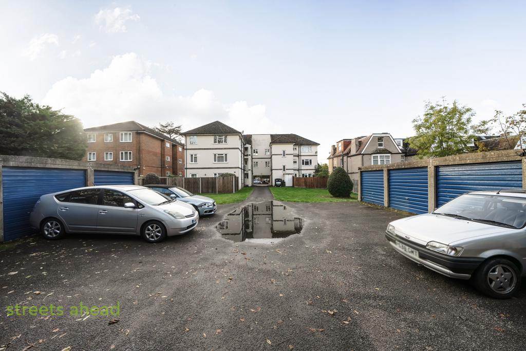 9562ae42-eee6-443...