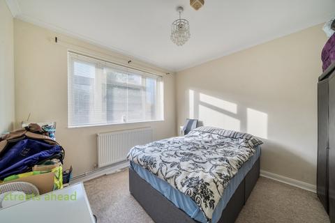 2 bedroom apartment for sale, Ashburton Road, Croydon, CR0
