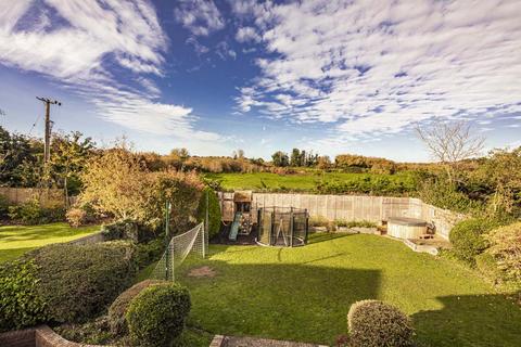 undefined, 8 Strachey Close, Tidmarsh, RG8