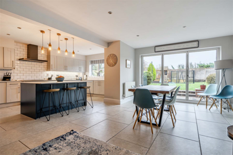 4 bedroom detached house for sale, 8 Strachey Close, Tidmarsh, RG8