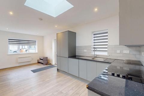 undefined, 5a Oakfield Gardens, Greenford UB6