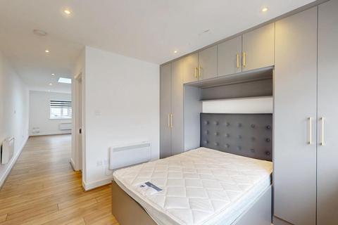 undefined, 5a Oakfield Gardens, Greenford UB6