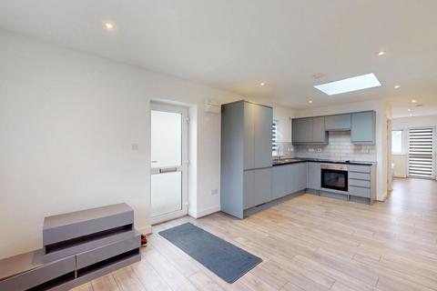 undefined, 5a Oakfield Gardens, Greenford UB6