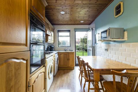 undefined, Grove Road, London, N12
