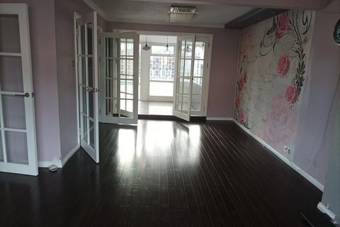 4 bedroom terraced house for sale, Yeomen Way, Ilford