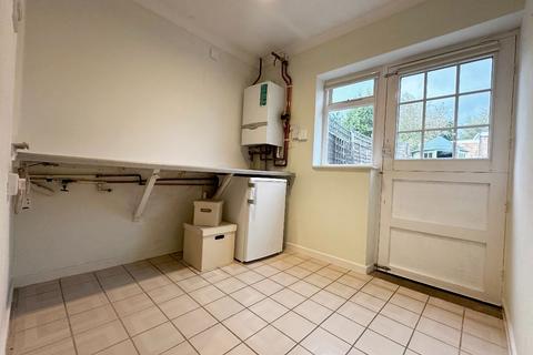 undefined, Field Barn Road, Hampton Magna, Warwick