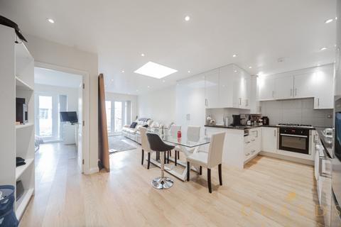 2 bedroom apartment to rent, Brentford TW8