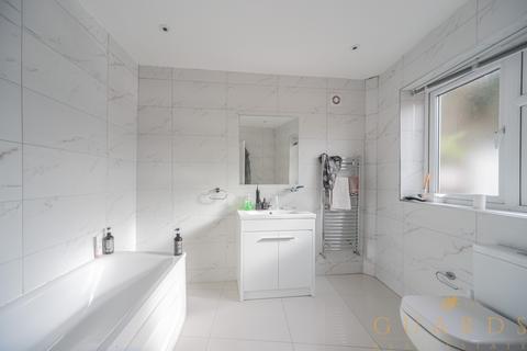 2 bedroom apartment to rent, Brentford TW8