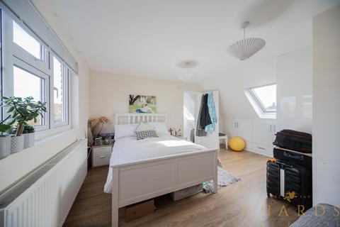 undefined, Brentford TW8