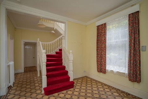 5 bedroom detached house for sale, West Malvern Road, Malvern, Worcestershire, WR14