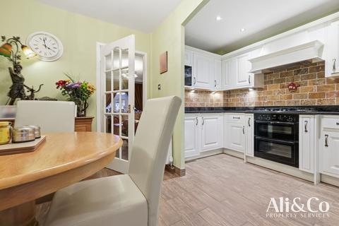 3 bedroom semi-detached house for sale, Bankfoot, Grays