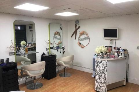 Retail property (high street) to rent, 1A Abercynon Rd Abercynon CF45 4NG