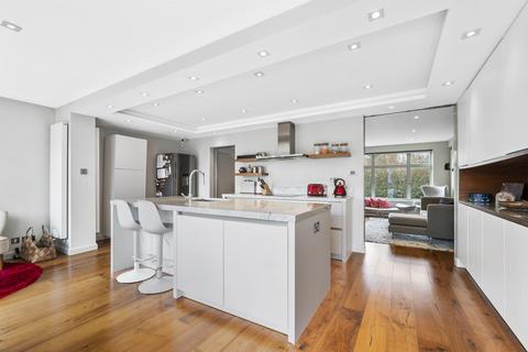 undefined, Bowness Crescent, SW15