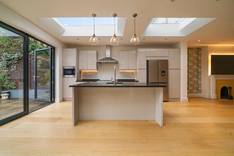 4 bedroom semi-detached house for sale, Doyle Gardens, Kensal Rise, London NW10