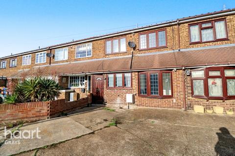 Giffordside, Chadwell St-Mary