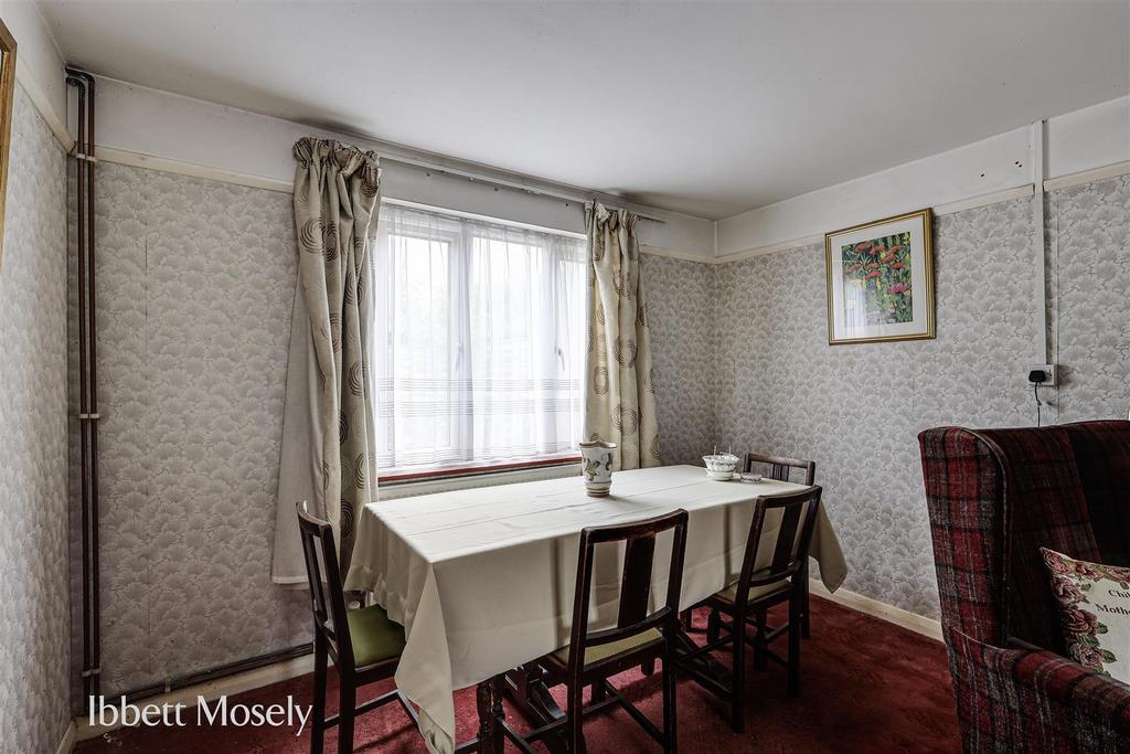 7 Dining Area.JPG