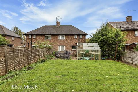 undefined, Ockleys Mead, Godstone RH9