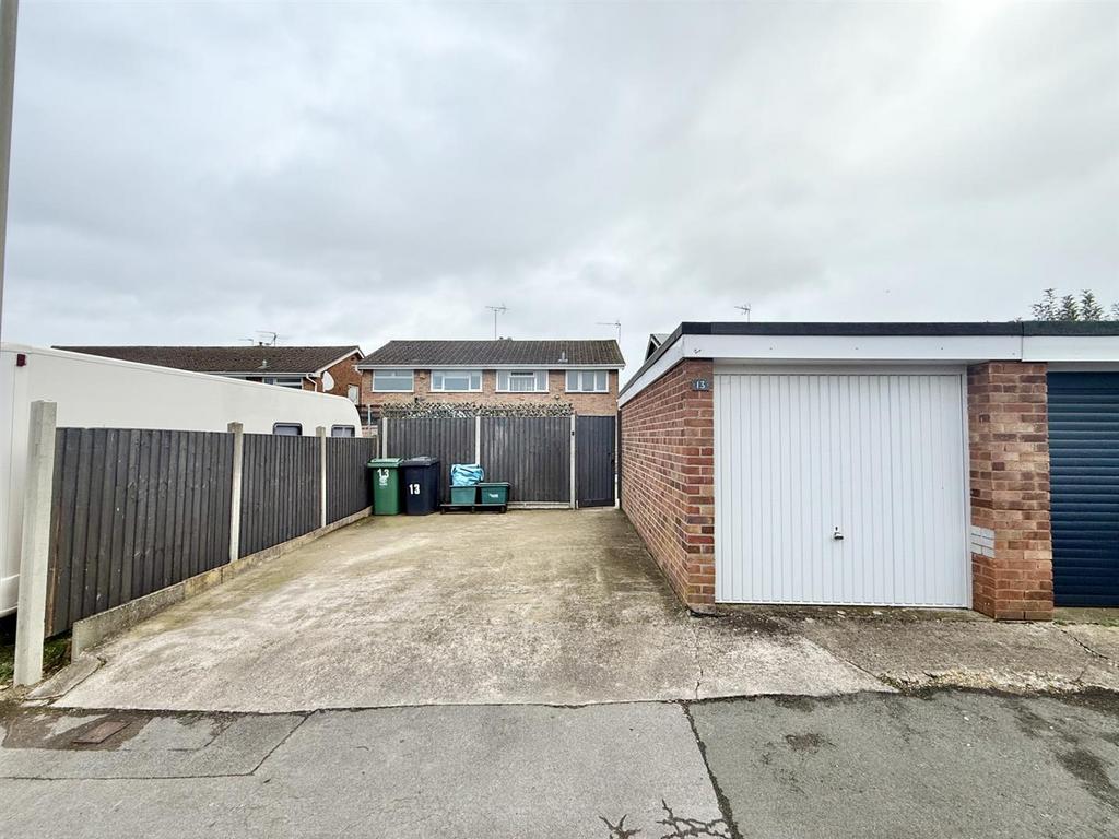 Garageparking.jpg