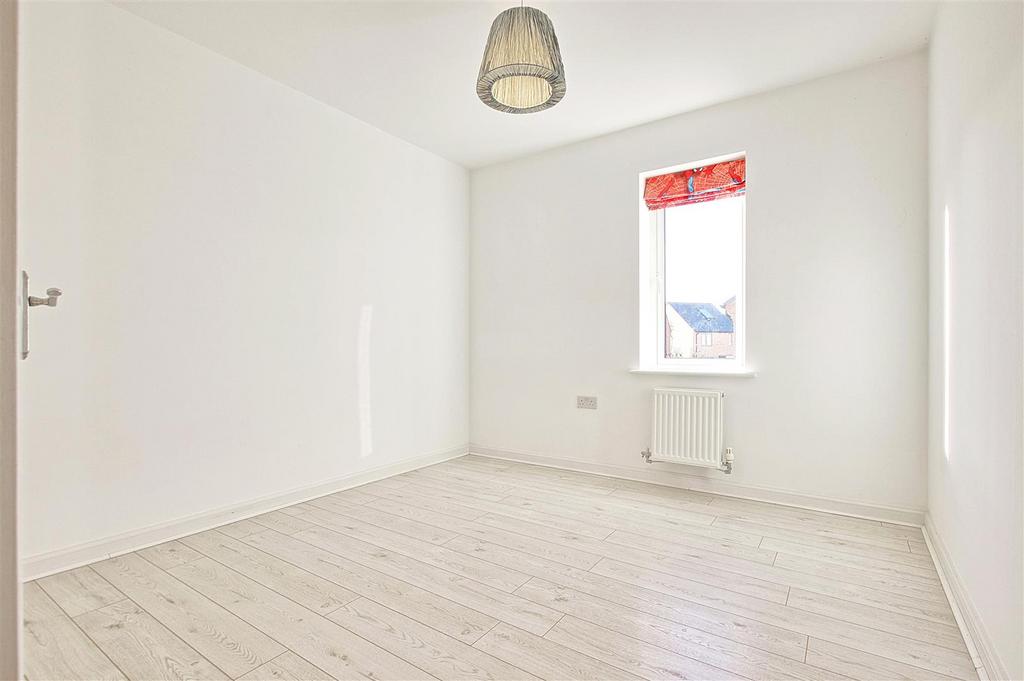 Bedroom 4.jpg
