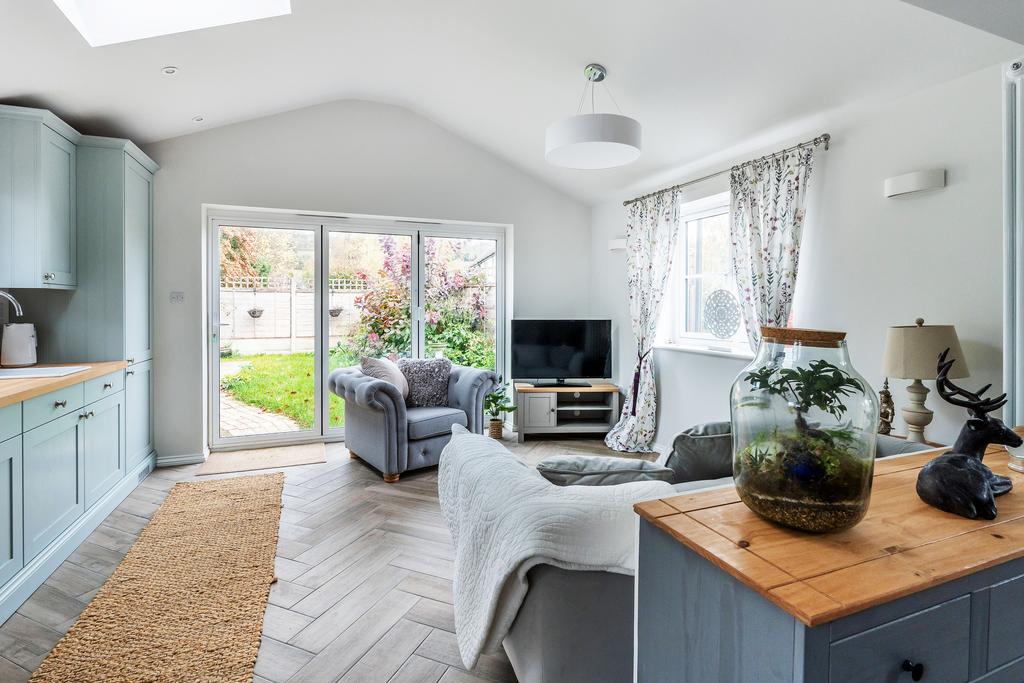 1b-Orchard-Way-10