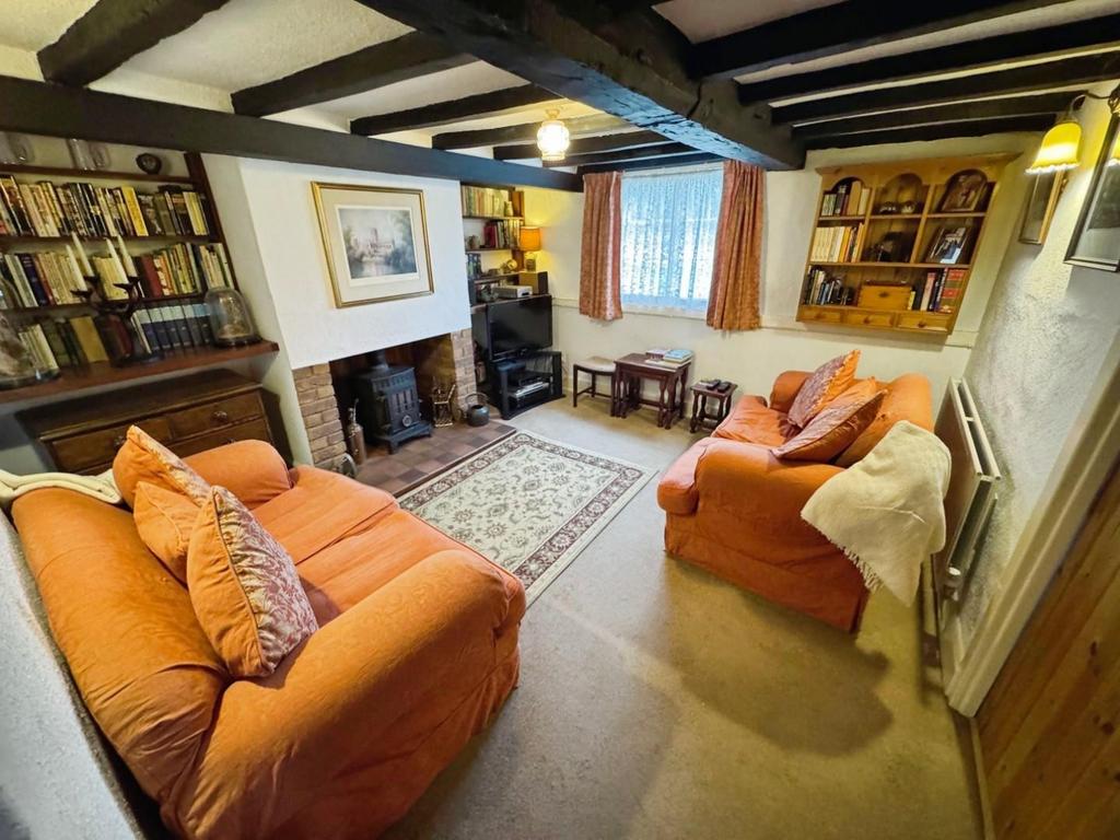 Living Room.jpg