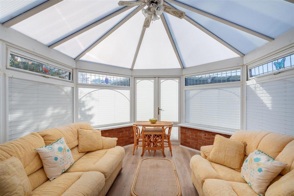 156 Station Road-12.jpg