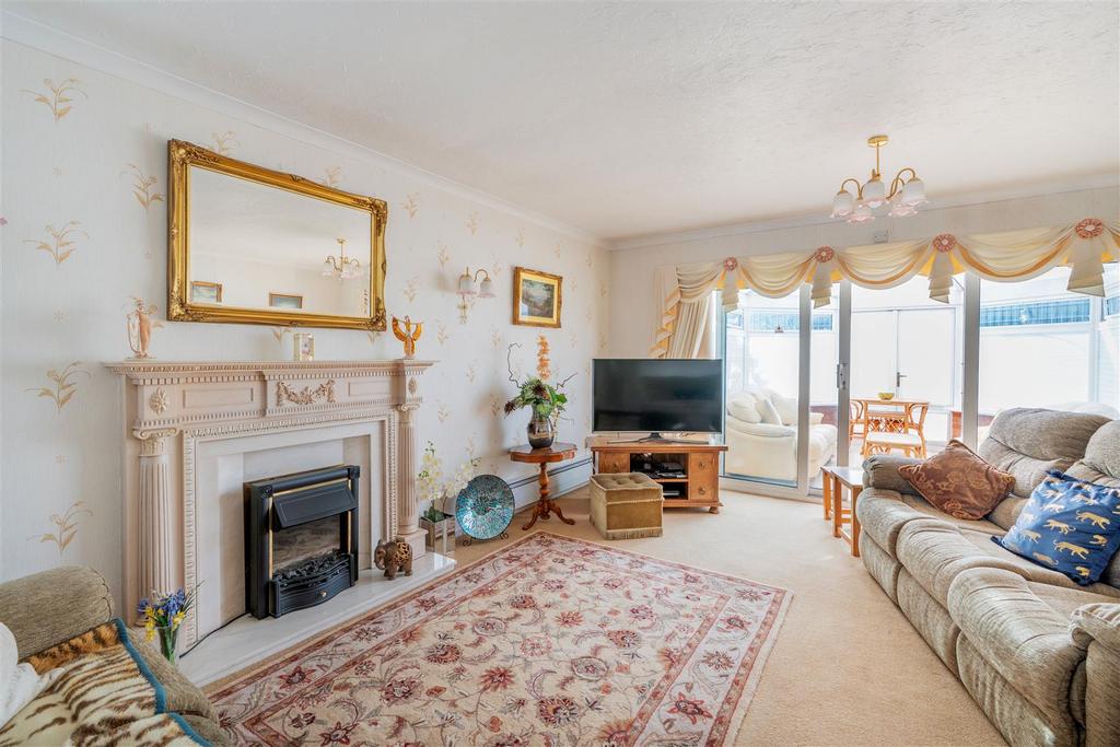 156 Station Road-9.jpg