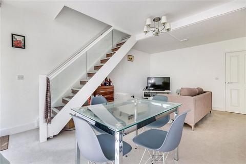 2 bedroom flat for sale, West London Studios, London SW6