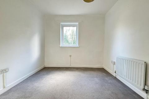 3 bedroom house to rent, High Street, Greenhithe, DA9