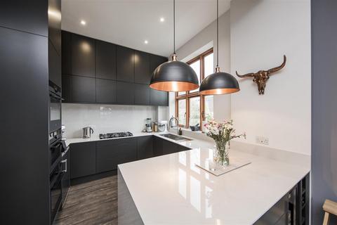 3 bedroom semi-detached house for sale, Upper Mill, East Malling ME19