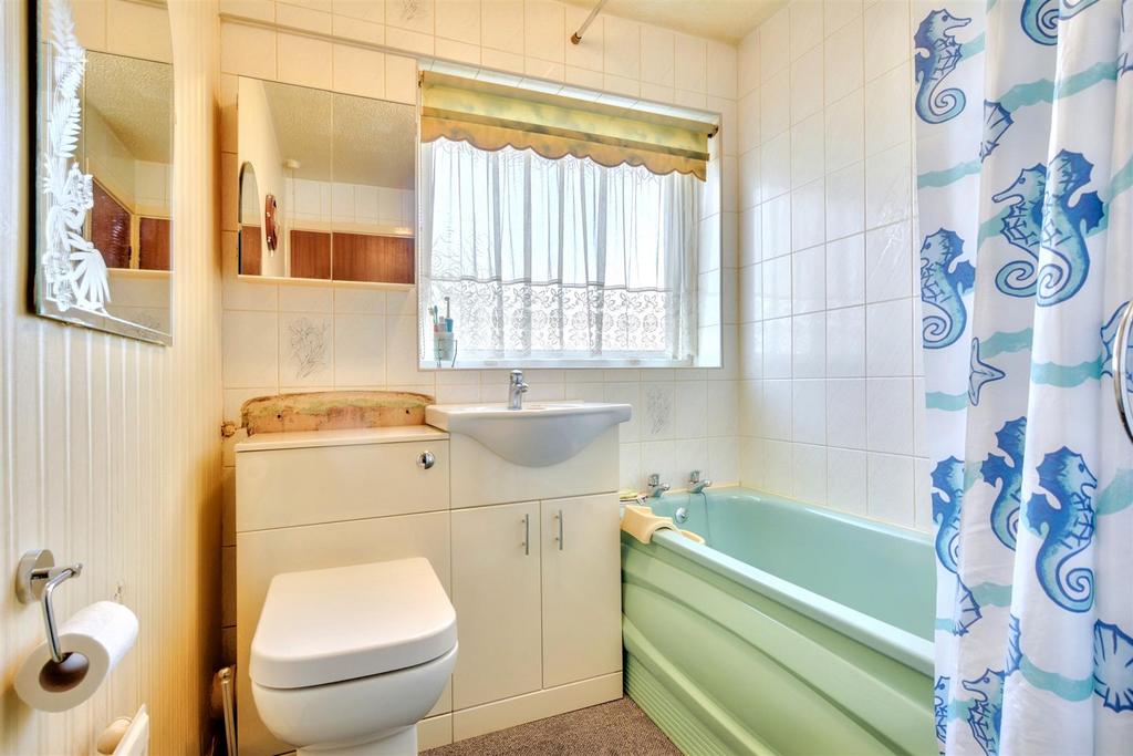 Bathroom (2).jpeg
