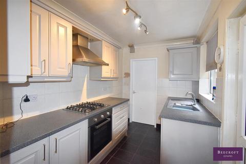 3 bedroom terraced house for sale, Cemetery Road, Wombwell, Barnsley