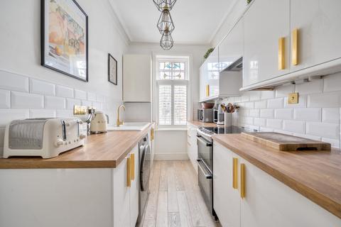 undefined, Guilford Avenue, Surbiton, KT5