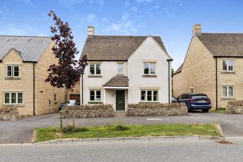 4 bedroom detached house to rent, Upper Rissington