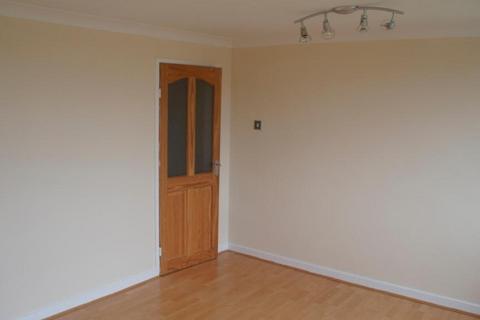 2 bedroom flat to rent, Greendale Road, Coventry CV5