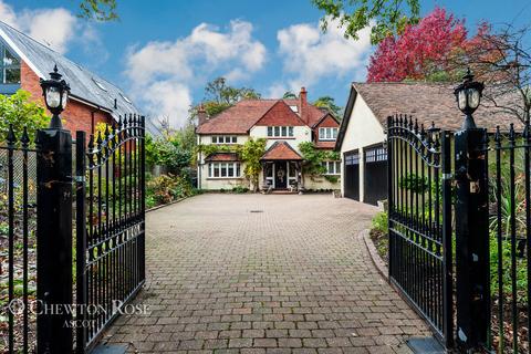 6 bedroom detached house for sale, Larch Avenue, ASCOT