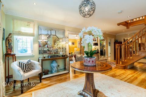 6 bedroom detached house for sale, Larch Avenue, ASCOT