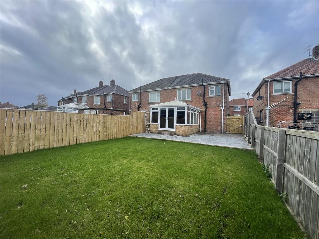 28 pelaw 17.jpg