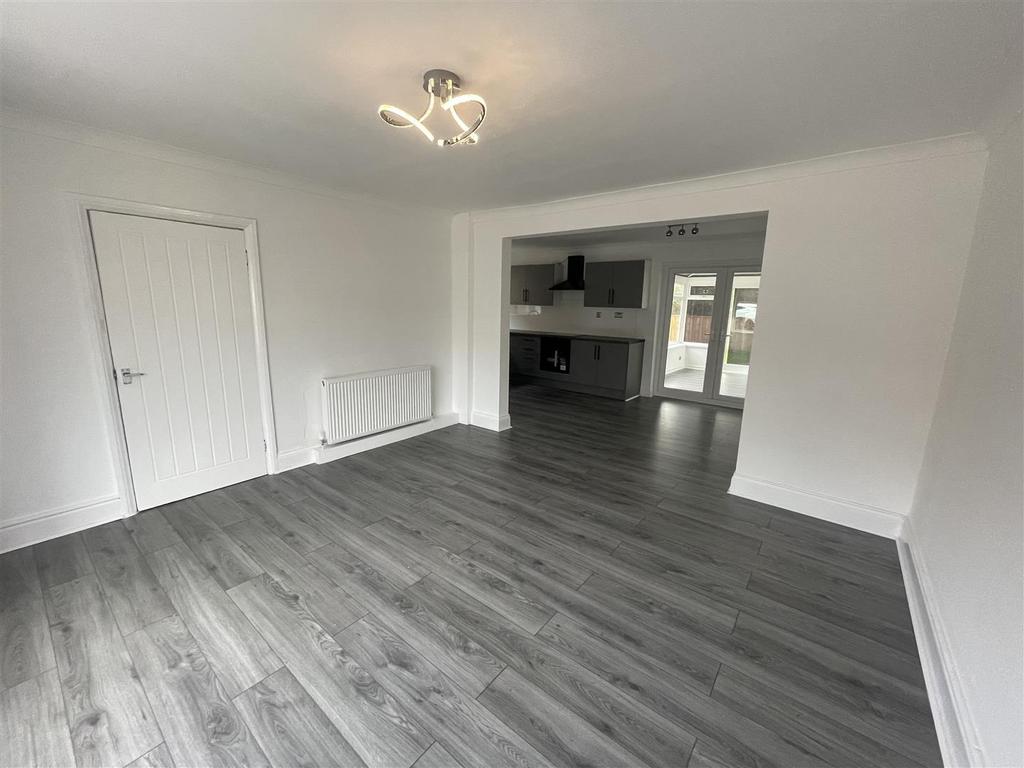 28 pelaw 1.jpg