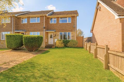 undefined, CHAIN FREE * SANDOWN